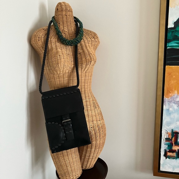 Yves Saint Laurent- um yes. Tom Ford involvement 2001 vintage - Picture 2 of 14